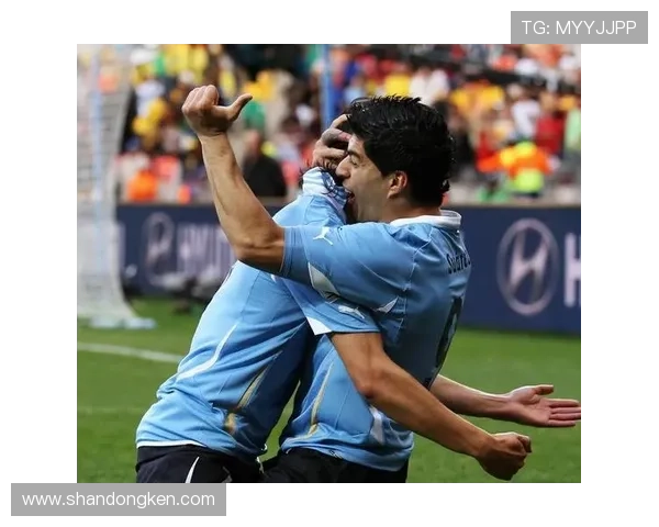 努涅斯vs路易斯·苏亚雷斯：乌拉圭国家队进攻角色的传承与差异