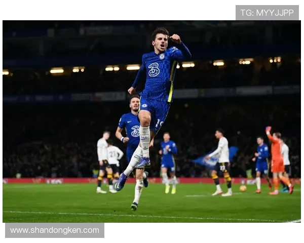 切尔西阵容堆叠问题显现,对球队整体结构稳定性形成制约 切尔西阵容堆叠问题显现,对球队整体结构稳定性形成制约