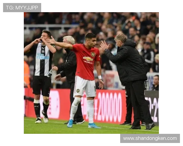 曼联成绩回暖,但问题持续积累,稳定性是否具备仍待检验 曼联成绩回暖,但问题持续积累,稳定性是否具备仍待检验