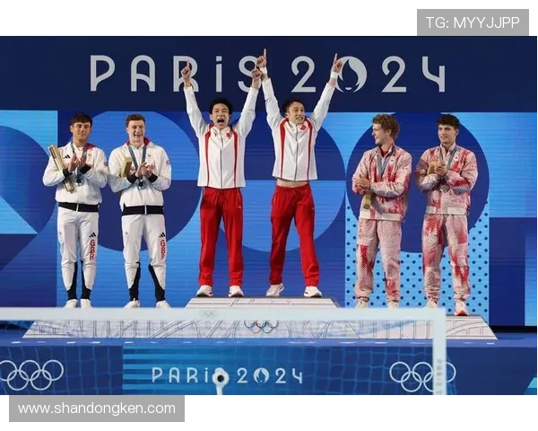 杨昊赛场上温文尔雅，私底下居然是个花钱狂魔？